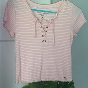 Hollister pink and white tee